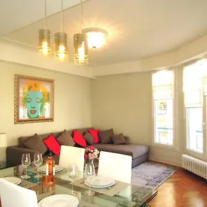 Le Massenet France Apartment